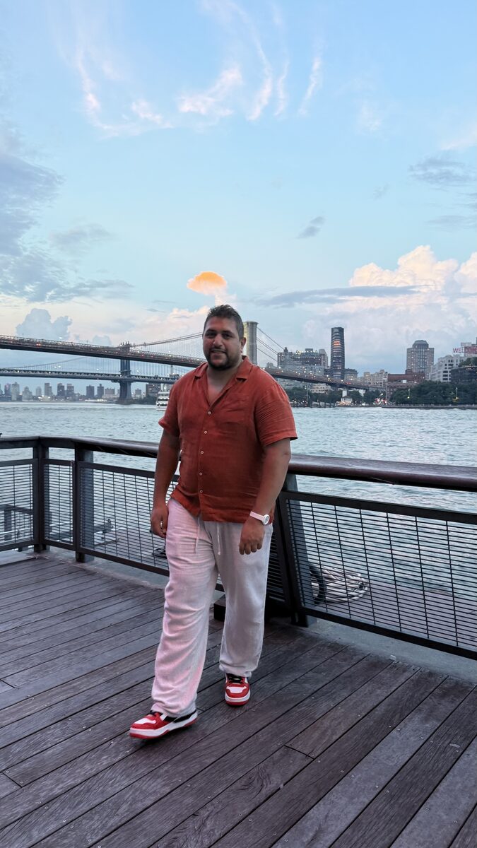 أحمد رأفت في الشارع
